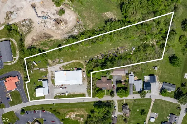 190 E Willard AVE, Rushville, IN 46173