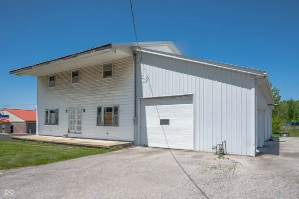 190 E Willard AVE, Rushville, IN 46173