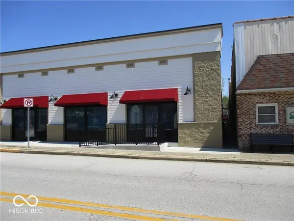 6 E Main ST, Jamestown, IN 46147