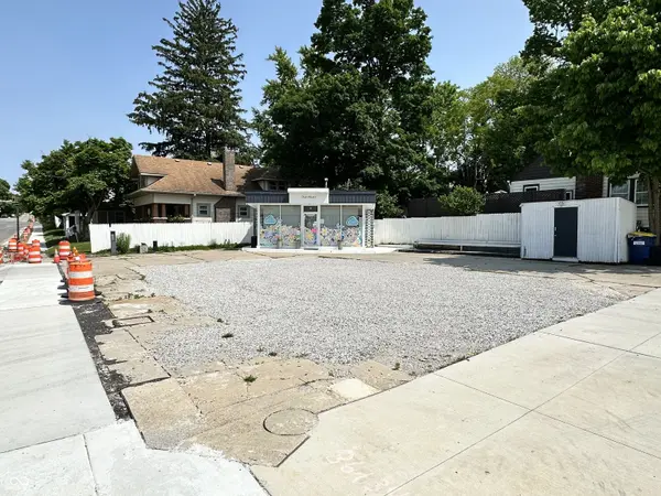 404 E Washington ST, Greencastle, IN 46135