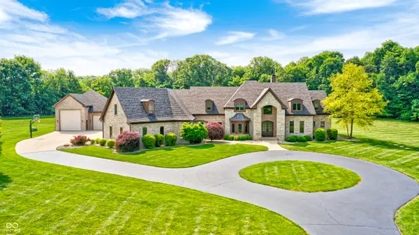 4181 Whitetail Woods DR, Bargersville, IN 46106
