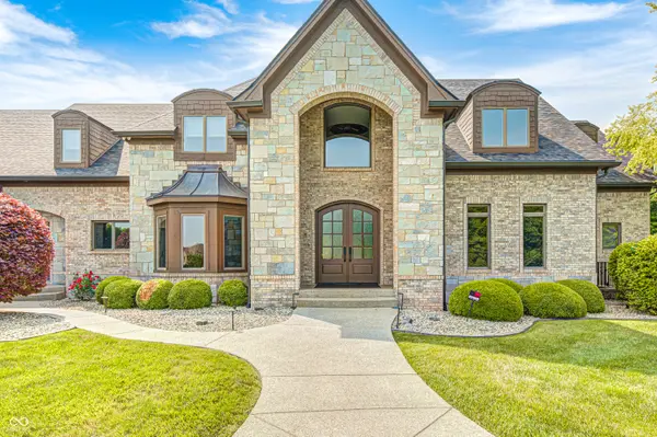 4181 Whitetail Woods DR, Bargersville, IN 46106