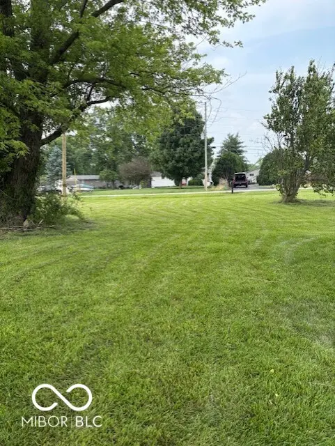 321 E Santee DR, Greensburg, IN 47240
