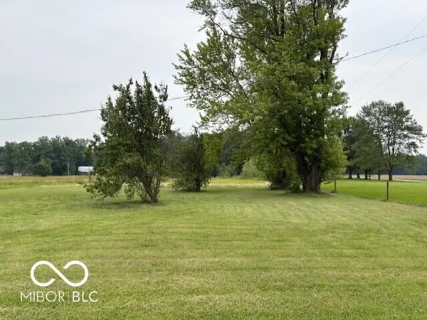 321 E Santee DR, Greensburg, IN 47240