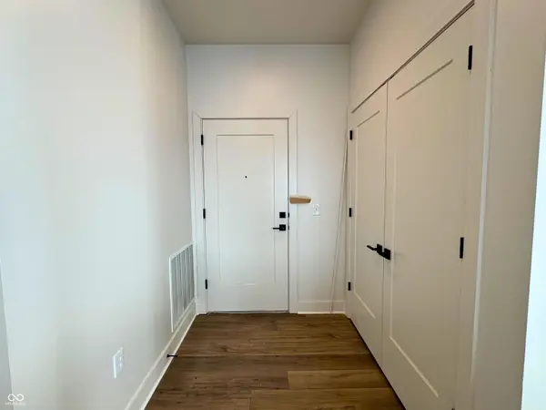 925 Veterans WAY #101, Carmel, IN 46032