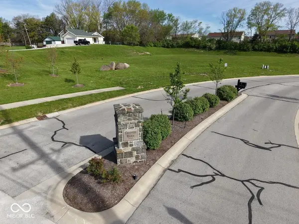 12638 Granite Ridge CIR, Fishers, IN 46038