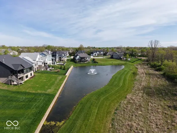 12662 Granite Ridge CIR, Fishers, IN 46038