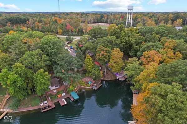 7437 Center Lake RD, Nineveh, IN 46164