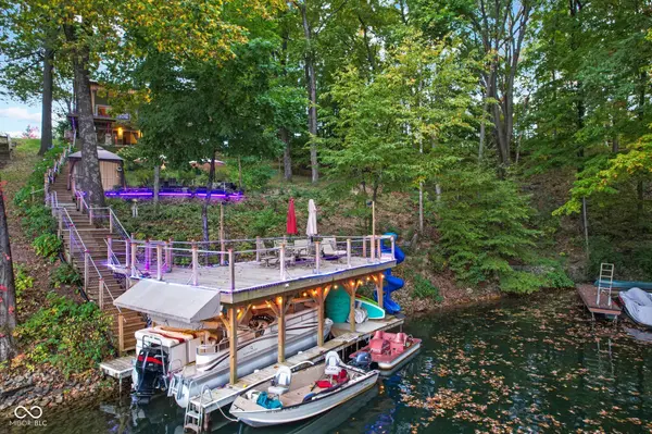 7437 Center Lake RD, Nineveh, IN 46164