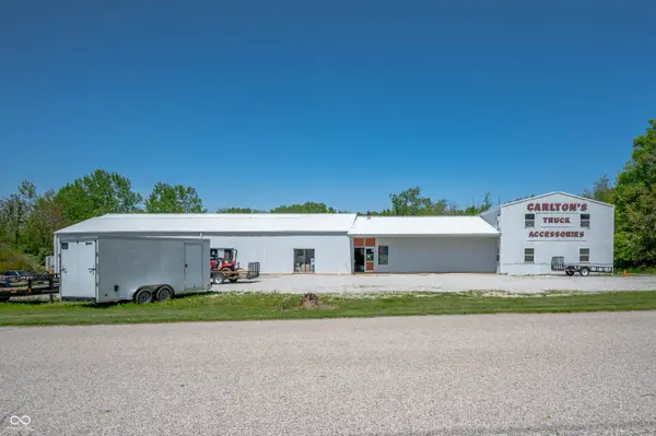 190 E Willard AVE, Rushville, IN 46173