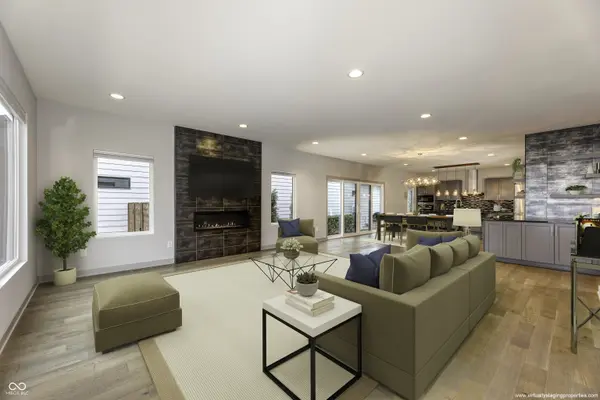 8686 Morgan DR, Fishers, IN 46038