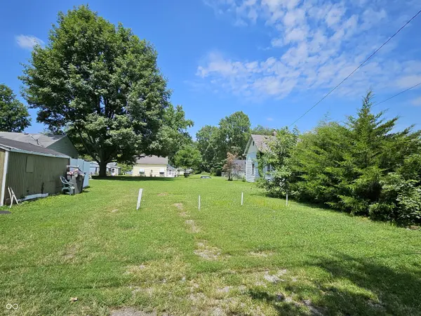 1217 W 1st ST, Anderson, IN 46016
