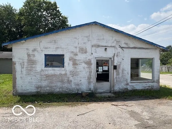 2402 S Home AVE, Marion, IN 46953