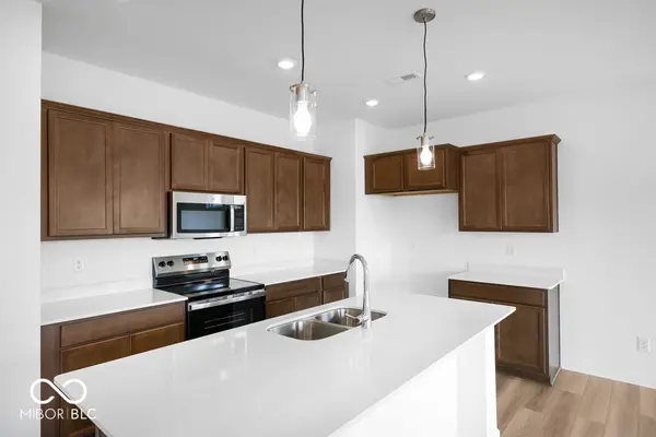1121 Authentic LN, Indianapolis, IN 46239