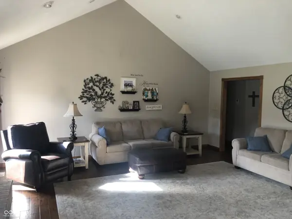 8151 E Southport RD, Indianapolis, IN 46259