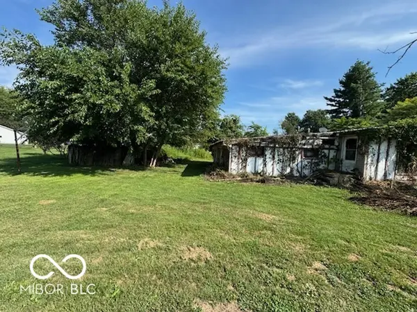 307 Henley AVE, Carthage, IN 46115