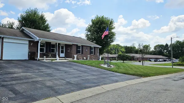 62 Brookside DR, North Vernon, IN 47265