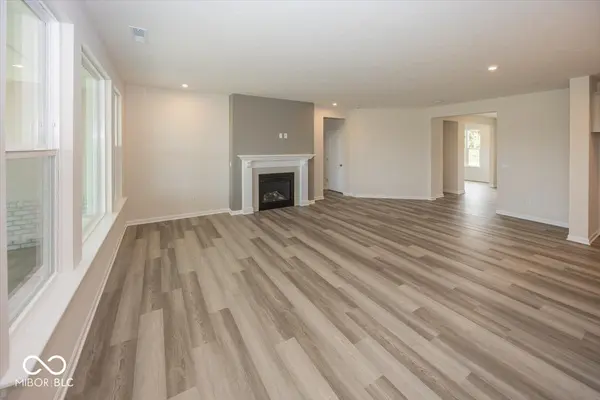 5564 Cupola LN, Mccordsville, IN 46055
