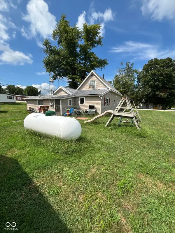 108 E High ST, Wingate, IN 47994