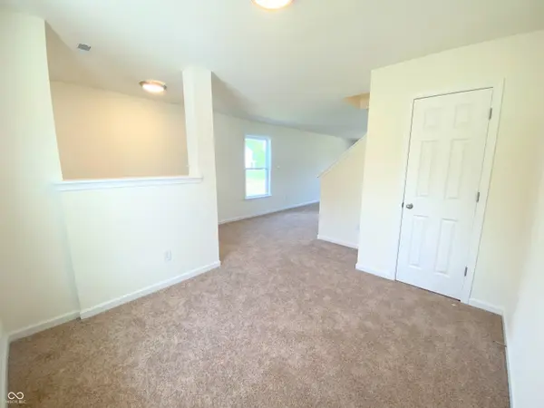 2019 Sandhill DR, Seymour, IN 47274