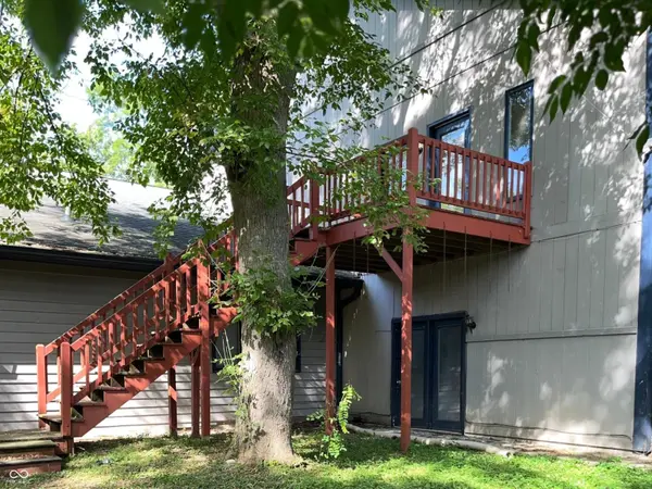 945 Unit B Fox Hill DR, Indianapolis, IN 46228
