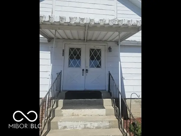 148 E Howard ST, Parker City, IN 47368