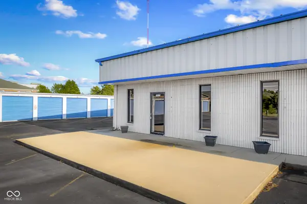 3537 W Two Mile House RD, Columbus, IN 47201