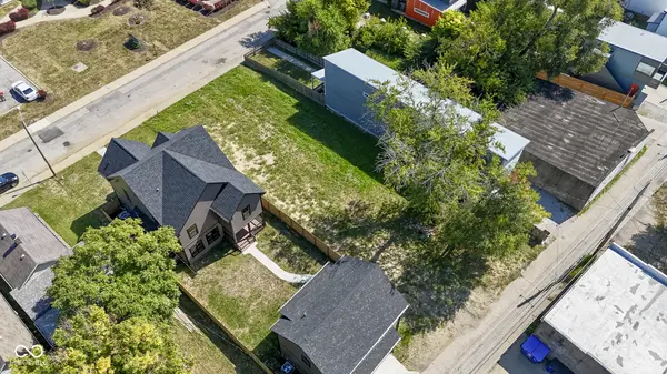1033 Hosbrook ST, Indianapolis, IN 46203