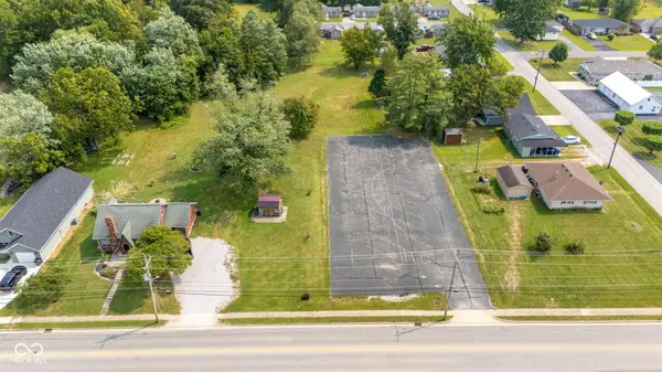 82 Norris AVE, North Vernon, IN 47265