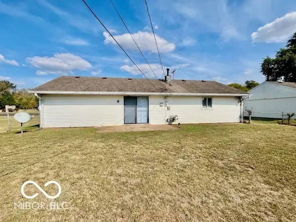 116 Lind DR, Edinburgh, IN 46124
