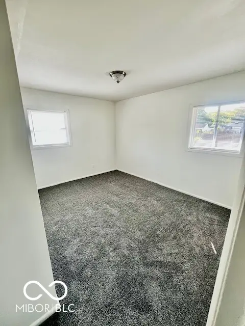 116 Lind DR, Edinburgh, IN 46124