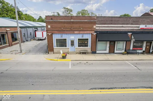 15 N Main ST, Cloverdale, IN 46120