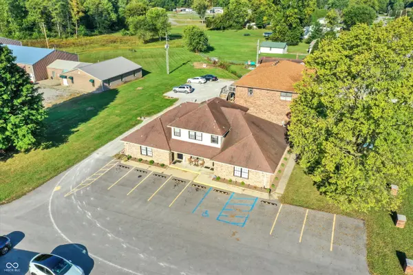 5229-5239 E S R 144, Mooresville, IN 46158