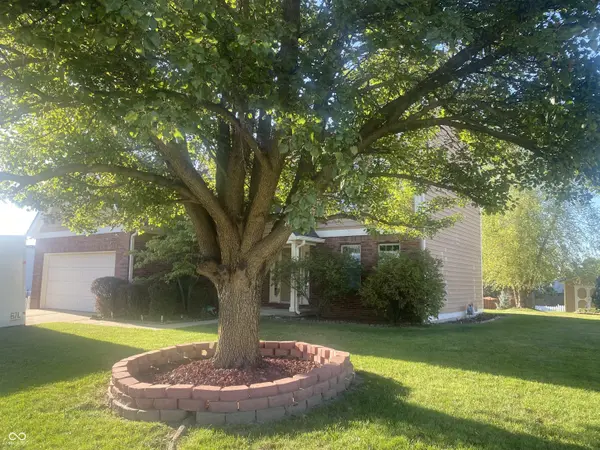 10720 Midnight DR, Indianapolis, IN 46239