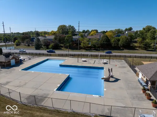 10601 Cumberland RD, Fishers, IN 46037