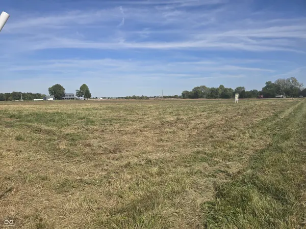near 7160 E 200 North RD, Shelbyville, IN 46176