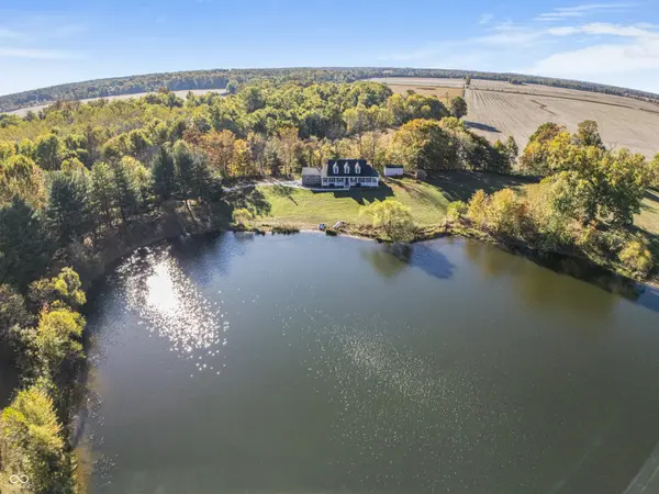 517 N Pioneer RD, Center Point, IN 47840