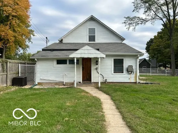 83 E Walnut ST, Fountaintown, IN 46130