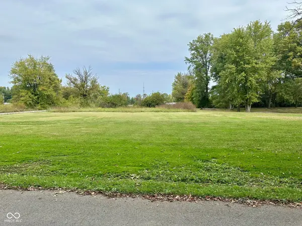 000 E Franklin ST, Farmersburg, IN 47850
