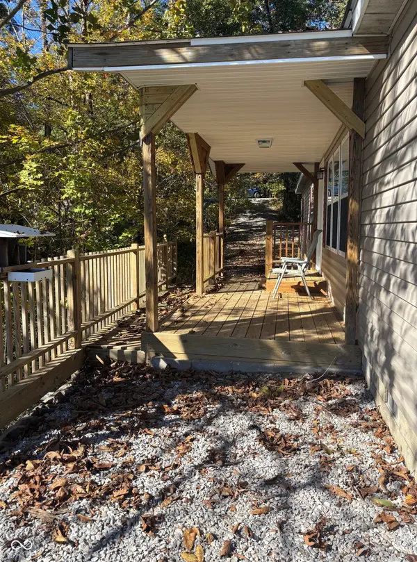 1457 Spirea CT, North Vernon, IN 47265