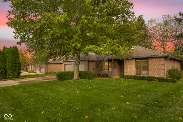 1141 Pintail CT, Columbus, IN 47201