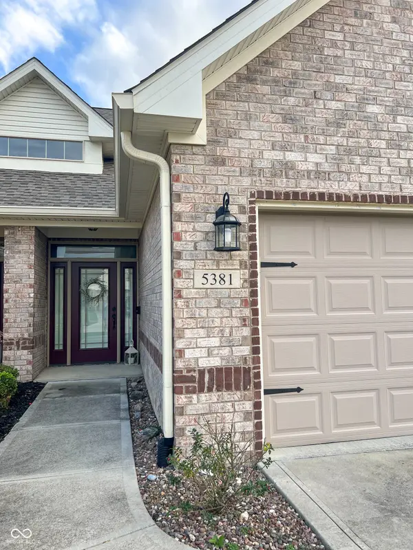 5381 Buckingham LN, Plainfield, IN 46168