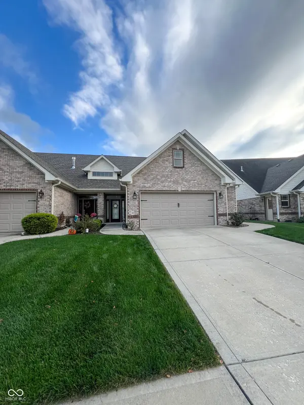 5381 Buckingham LN, Plainfield, IN 46168