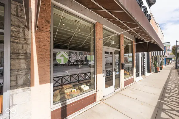 126 W Main ST, Plainfield, IN 46168
