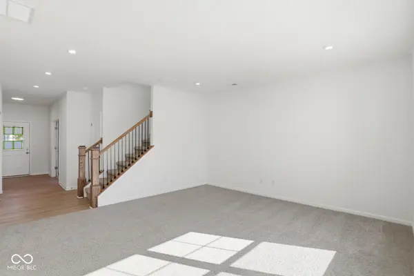 7081 Jackson DR, Cumberland, IN 46229