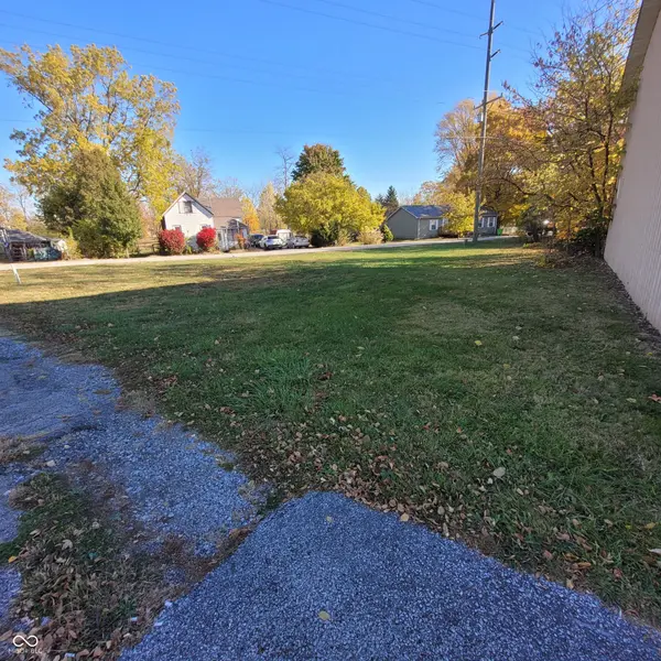 7 Harrison AVE, Whitestown, IN 46075