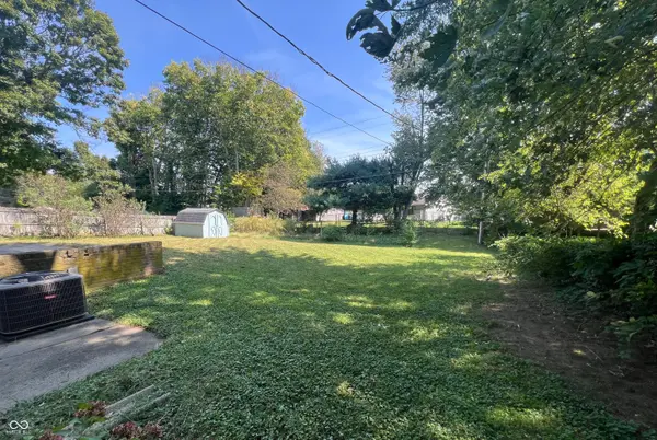 3023 Fairlawn DR, Columbus, IN 47203