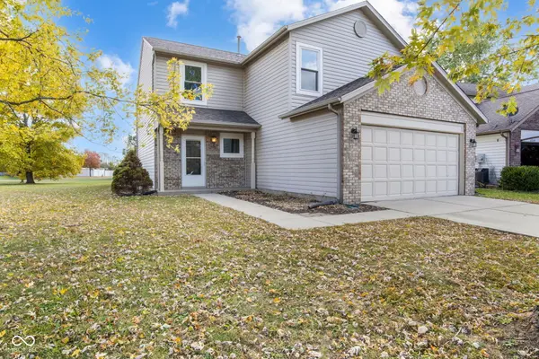 6766 Wimbledon DR, Zionsville, IN 46077