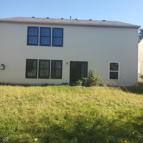 1324 Castleford LN, Indianapolis, IN 46234
