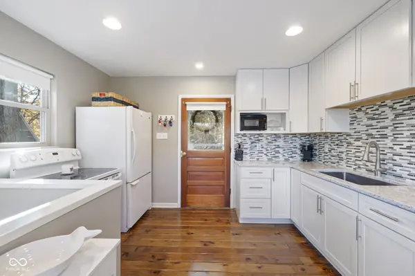 7200 Grouper DR, Nineveh, IN 46164